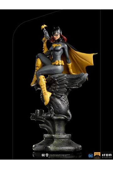 DC Comics Deluxe Art Scale Statue 1/10 Batgirl 26 cm