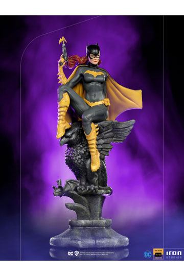 DC Comics Deluxe Art Scale Statue 1/10 Batgirl 26 cm
