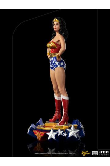 DC Comics Deluxe Art Scale Statue 1/10 Wonder Woman Lynda Carter 23 cm