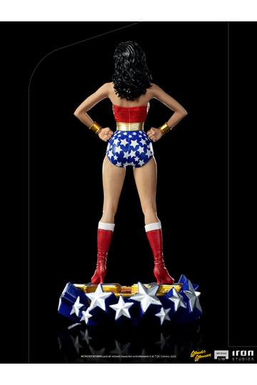 DC Comics Deluxe Art Scale Statue 1/10 Wonder Woman Lynda Carter 23 cm