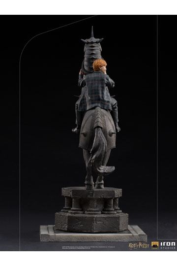 Harry Potter Deluxe Art Scale Statue 1/10 Ron Weasley at the Wizard Chess 35 cm