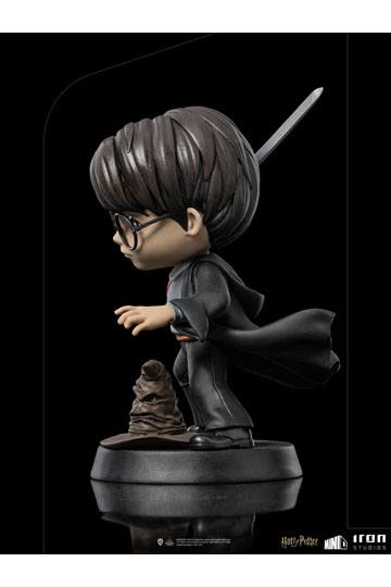 Harry Potter Mini Co. PVC Figure Harry Potter with Sword of Gryffindor 14 cm