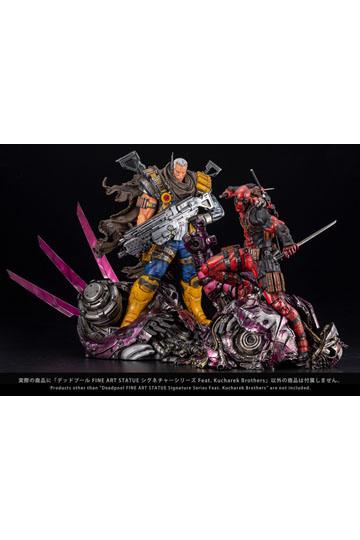 Marvel Fine Art Signature Series featuring the Kucharek Brothers Statue 1/6 Deadpool 36 cm