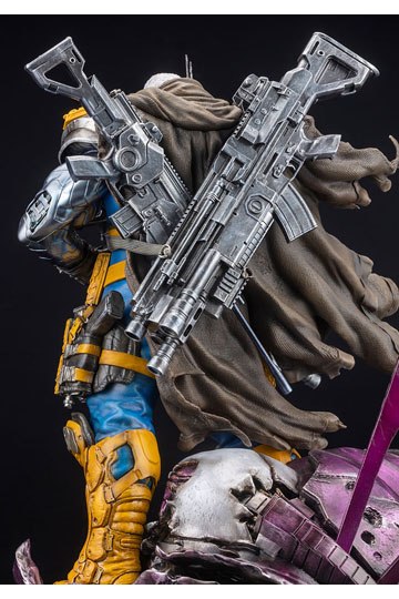 Marvel Fine Art Signature Series featuring the Kucharek Brothers Statue 1/6 Cable 36 cm