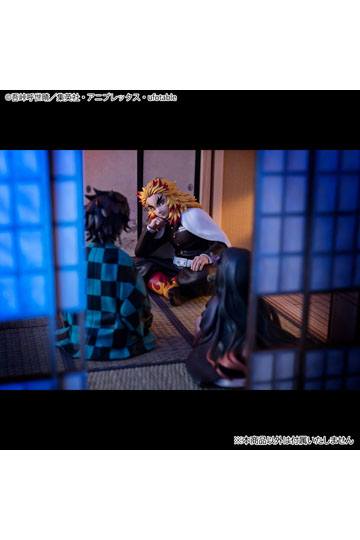DEMON SLAYER: KIMETSU NO YAIBA G.E.M. PVC Statue Rengoku Palm Size Edition Deluxe 9 cm