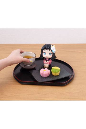 DEMON SLAYER: KIMETSU NO YAIBA Look Up PVC Statue Makomo 11 cm