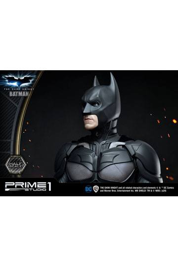 The Dark Knight 1/2 Statue Batman 104 cm