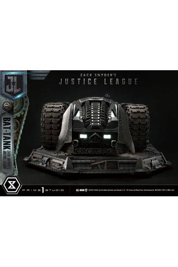 Zack Snyder's Justice League Museum Masterline Diorama Bat-Tank 36 cm