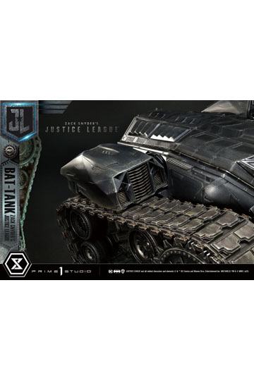 Zack Snyder's Justice League Museum Masterline Diorama Bat-Tank 36 cm