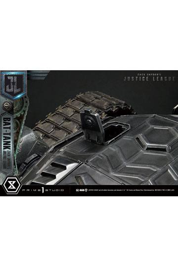 Zack Snyder's Justice League Museum Masterline Diorama Bat-Tank 36 cm