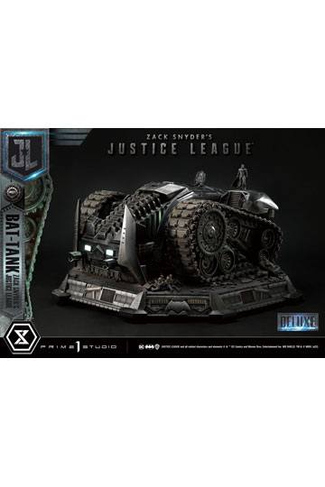 Zack Snyder's Justice League Museum Masterline Diorama Bat-Tank Deluxe Version 36 cm
