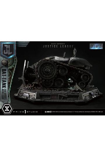 Zack Snyder's Justice League Museum Masterline Diorama Bat-Tank Deluxe Version 36 cm