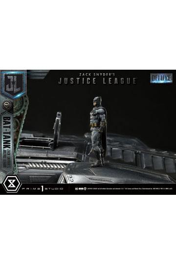 Zack Snyder's Justice League Museum Masterline Diorama Bat-Tank Deluxe Version 36 cm