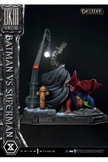 DC Comics Statue Batman Vs. Superman (The Dark Knight Returns) Deluxe Bonus Ver. 110 cm