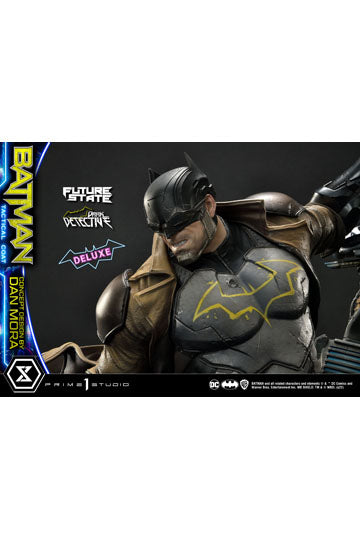 DC Comics Statue 1/4 Batman Dark Detective Tactical Coat Concept Design by Dan Mora Deluxe Bonus Version 59 cm