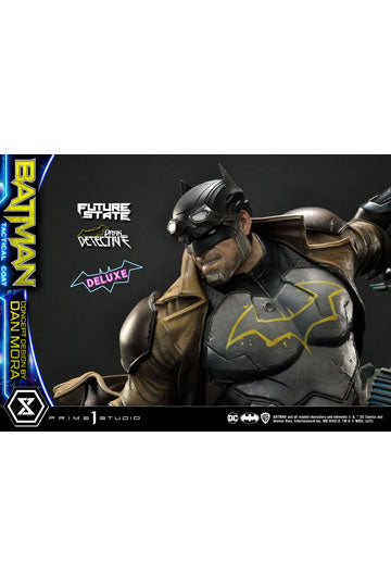 DC Comics Statue 1/4 Batman Dark Detective Tactical Coat Concept Design by Dan Mora Deluxe Bonus Version 59 cm