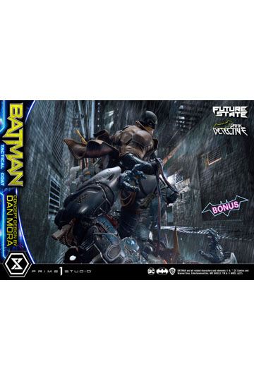 DC Comics Statue 1/4 Batman Dark Detective Tactical Coat Concept Design by Dan Mora Deluxe Bonus Version 59 cm