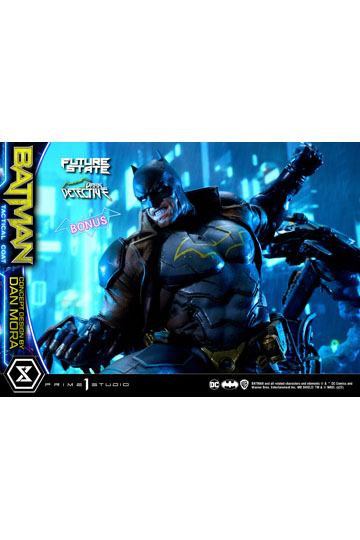 DC Comics Statue 1/4 Batman Dark Detective Tactical Coat Concept Design by Dan Mora Deluxe Bonus Version 59 cm