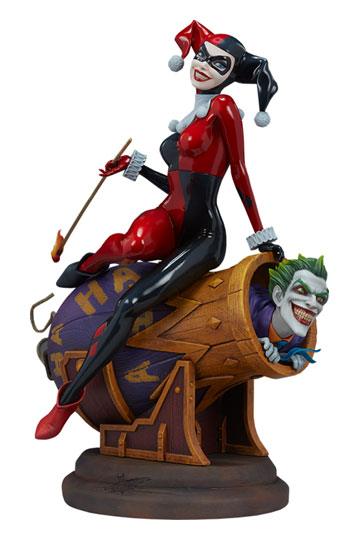 DC Comics Diorama Harley Quinn and The Joker 35 cm