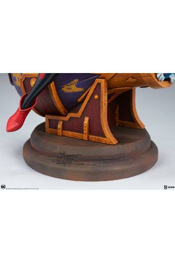 DC Comics Diorama Harley Quinn and The Joker 35 cm