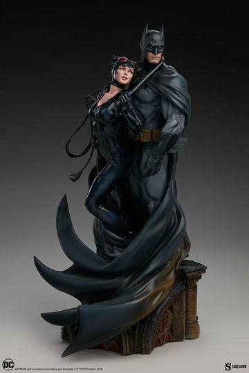 DC Comics Diorama Batman & Catwoman 51 cm