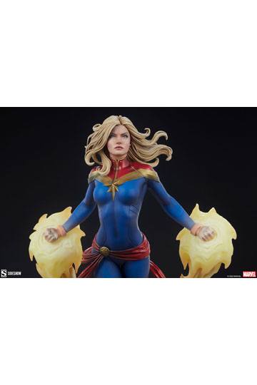 Marvel Premium Format Statue Captain Marvel 60 cm