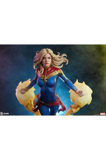 Marvel Premium Format Statue Captain Marvel 60 cm
