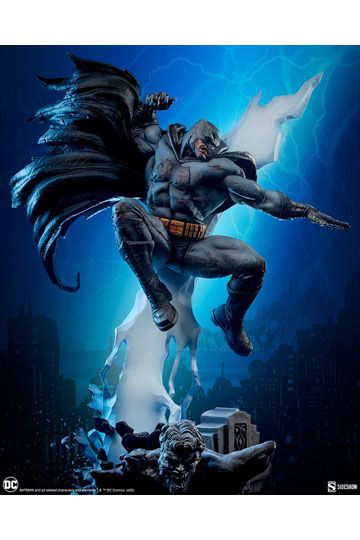 DC Comics Premium Format Statue Batman: The Dark Knight Returns 80 cm