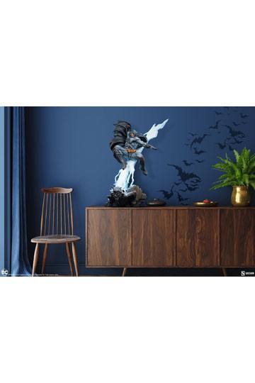 DC Comics Premium Format Statue Batman: The Dark Knight Returns 80 cm