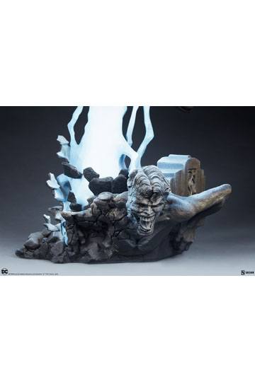DC Comics Premium Format Statue Batman: The Dark Knight Returns 80 cm