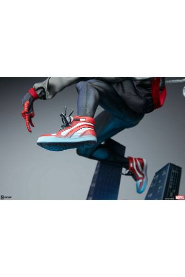 Marvel Premium Format Statue Miles Morales 60 cm