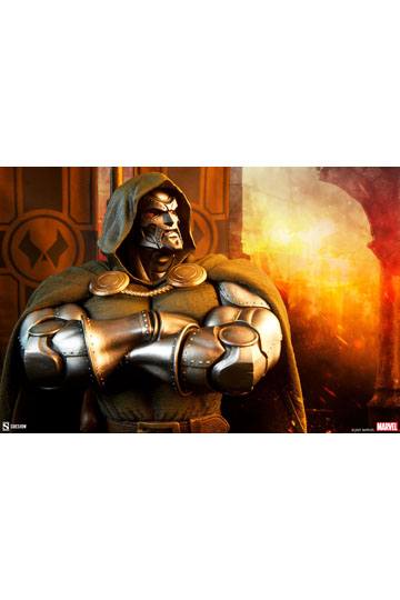 Marvel Maquette Doctor Doom 69 cm