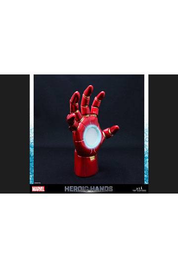 Marvel Heroic Hands Life-Size Statue #2A Iron Man 23 cm
