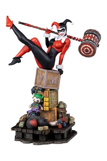 DC Comics Maquette 1/4 Harley Quinn 58 cm