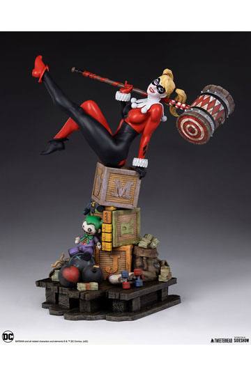 DC Comics Maquette 1/4 Harley Quinn 58 cm