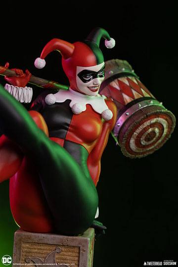 DC Comics Maquette 1/4 Harley Quinn 58 cm