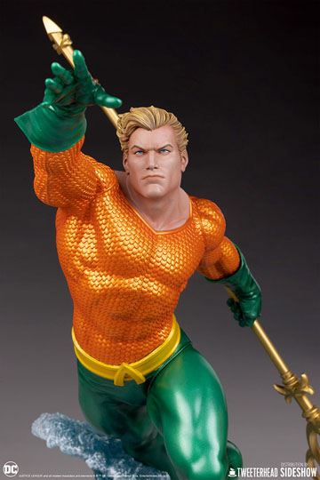 DC Comics Maquette 1/6 Aquaman 51 cm