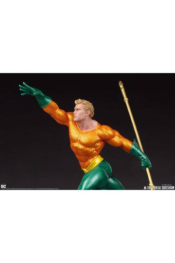 DC Comics Maquette 1/6 Aquaman 51 cm