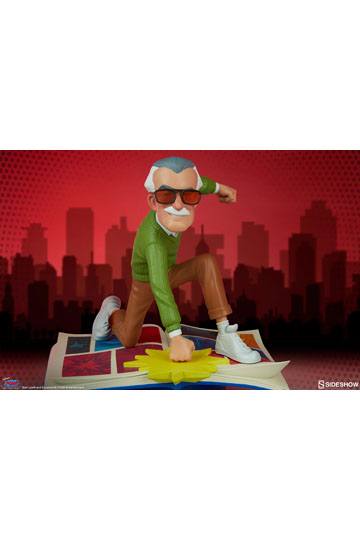Marvel Designer Series Vinyl Statue The Marvelous Stan Lee by Gabriel Soares 23 cm