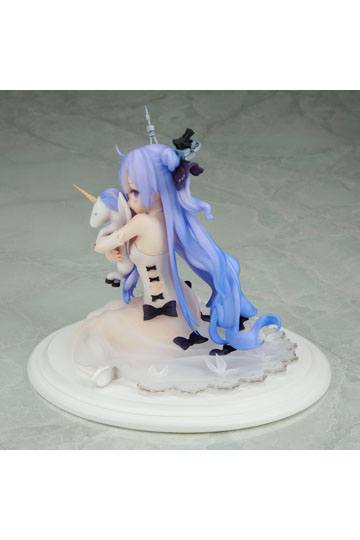 Azur Lane PVC Statue 1/7 Unicorn Light Equipped Ver. 14 cm