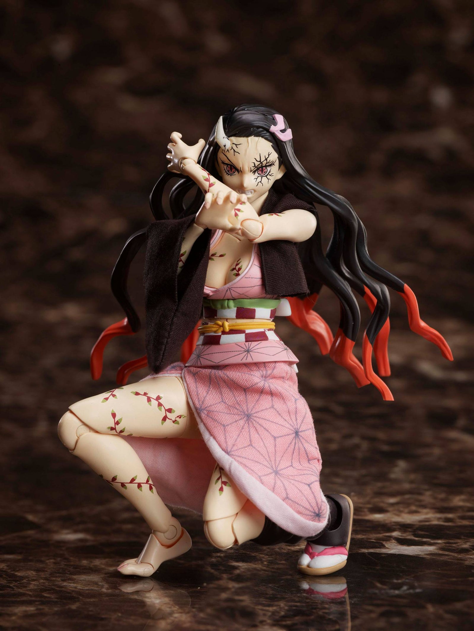 Demon Slayer: Kimetsu no Yaiba BUZZmod Action Figure 1/12 Nezuko Kamado Demon Advancing Ver. 15 cm