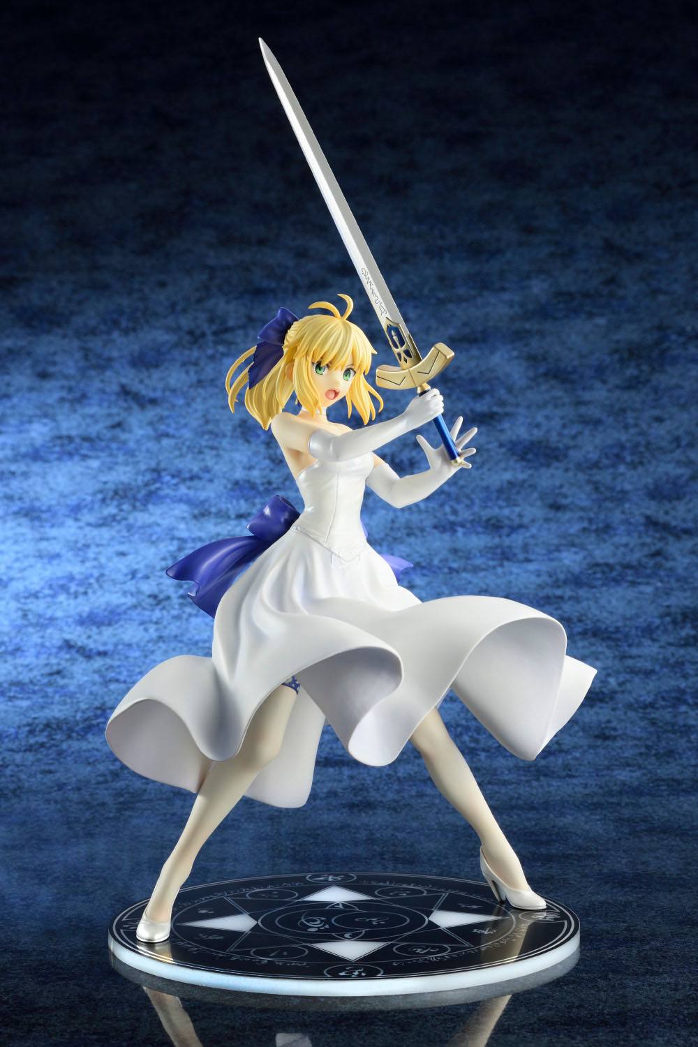 Fate/Stay Night Unlimited Blade Works PVC Statue 1/8 Saber White Dress Renewal Version 20 cm