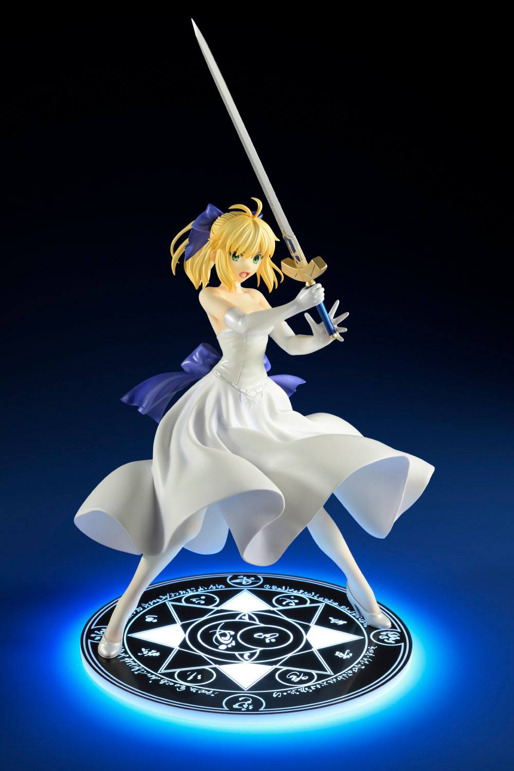Fate/Stay Night Unlimited Blade Works PVC Statue 1/8 Saber White Dress Renewal Version 20 cm