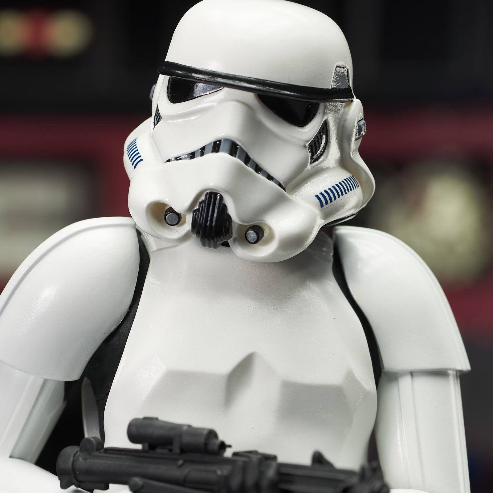 Star Wars Episode IV Milestones Statue 1/6 Han Solo (Stormtrooper Disguise) 40th Anniversary Exclusive 30 cm