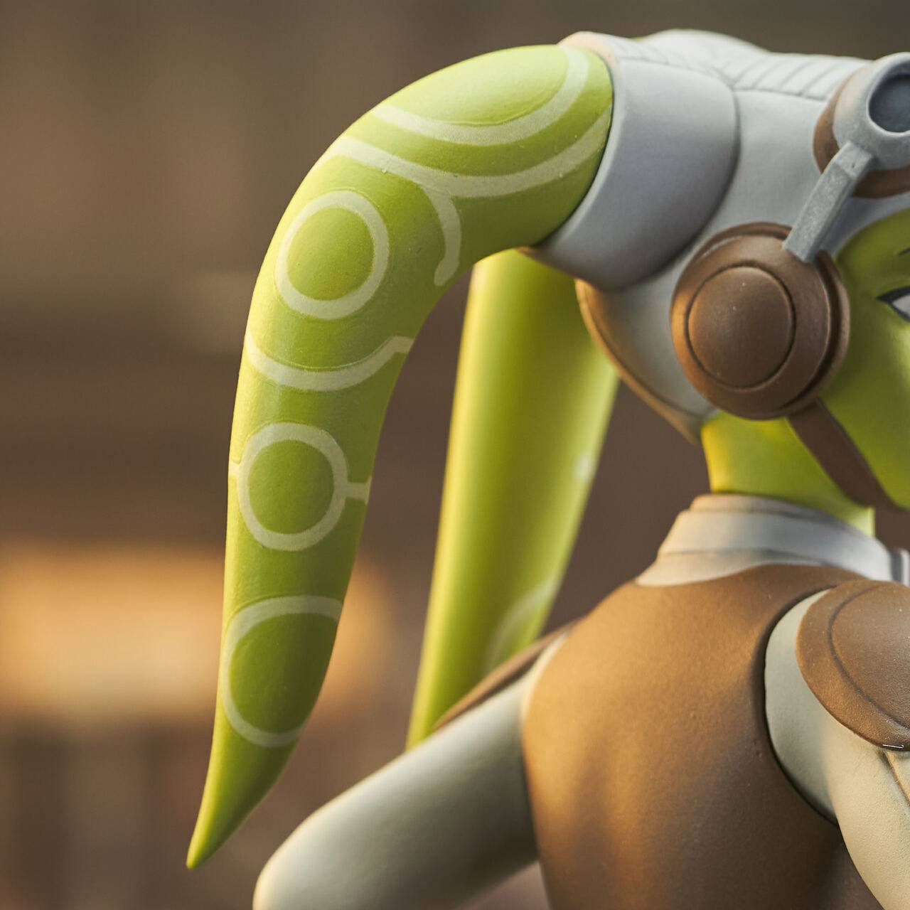 Star Wars Rebels Bust 2-Pack Hera & Chopper 15 cm