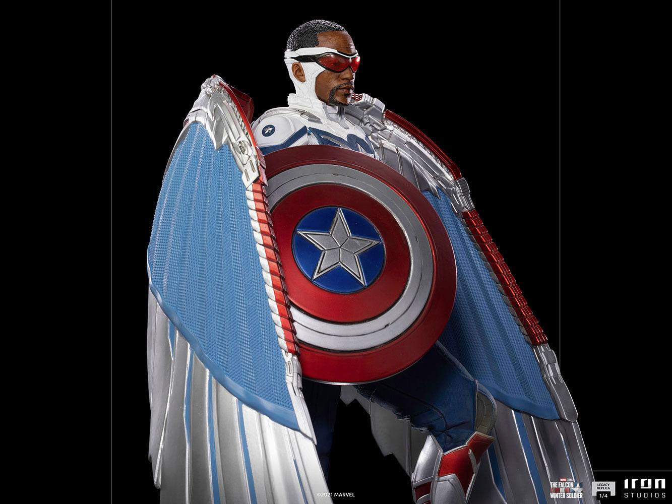 The Falcon and the Winter Soldier Legacy Replica Statue 1/4 Captain America Sam Wilson (Complete)