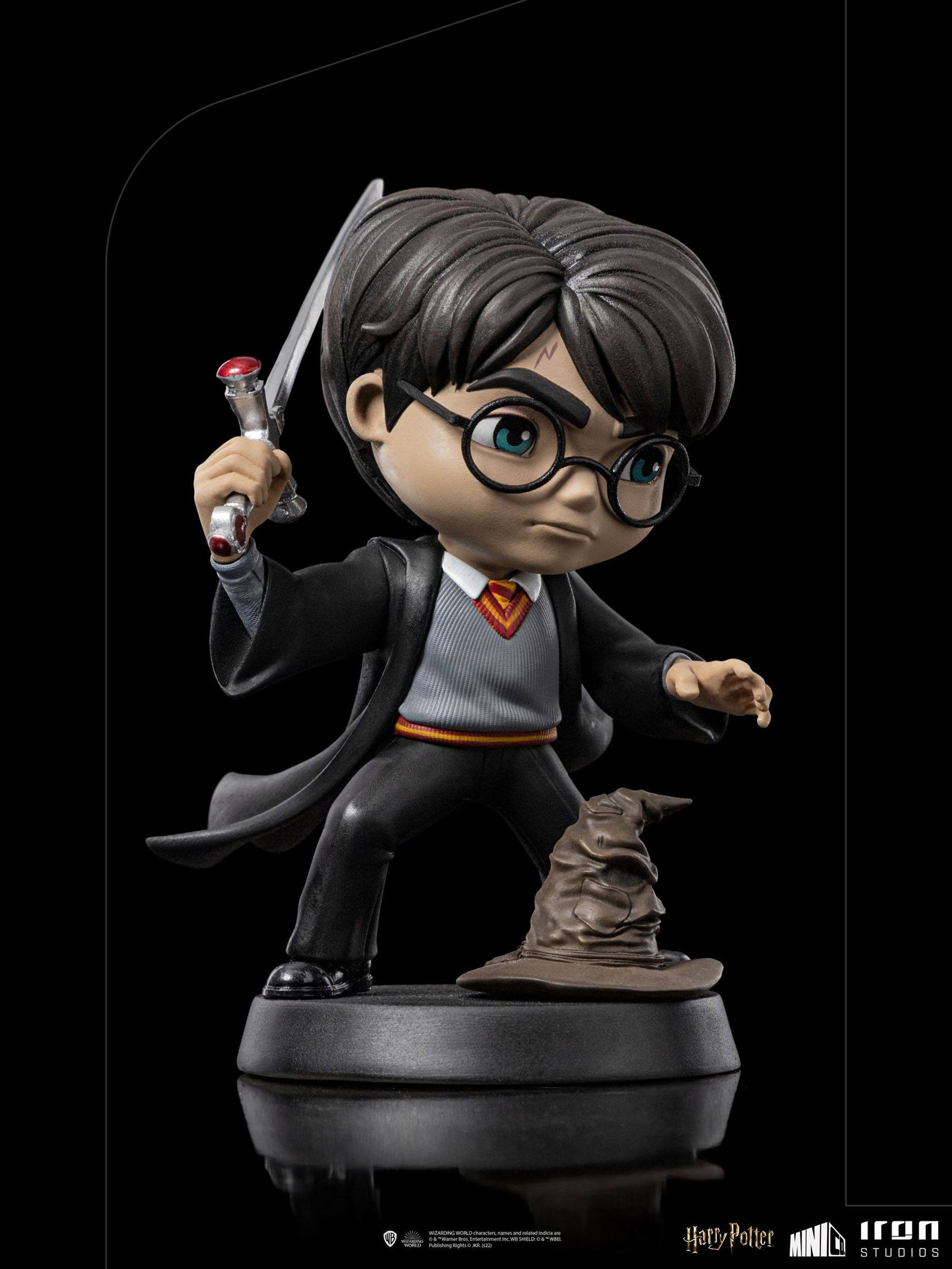 Harry Potter Mini Co. PVC Figure Harry Potter with Sword of Gryffindor 14 cm