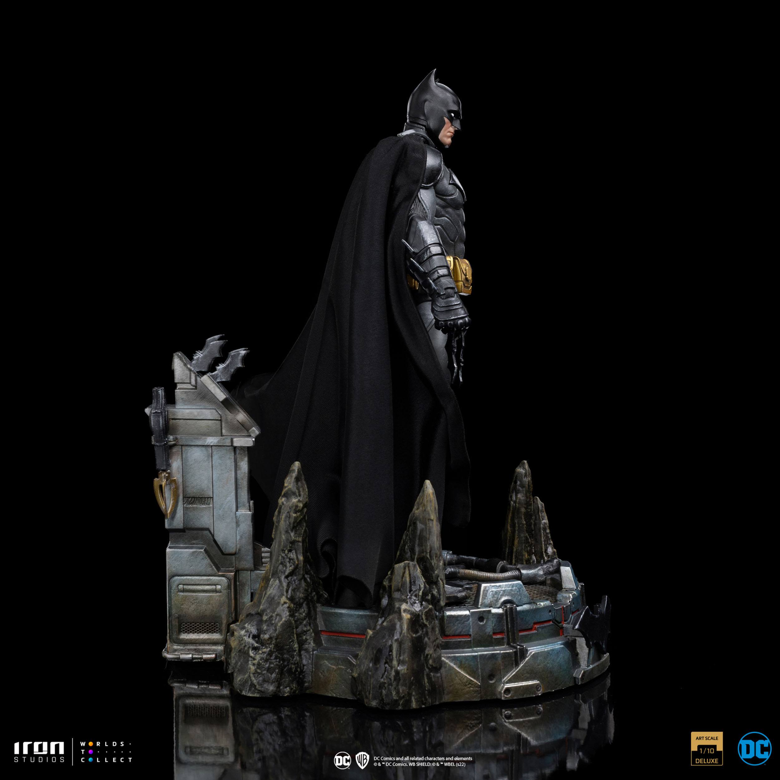 DC Comics Art Scale Statue 1/10 Batman Unleashed Deluxe 24 cm