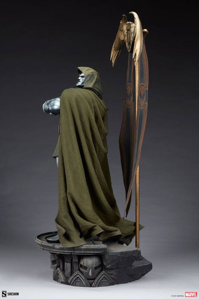 Marvel Maquette Doctor Doom 69 cm