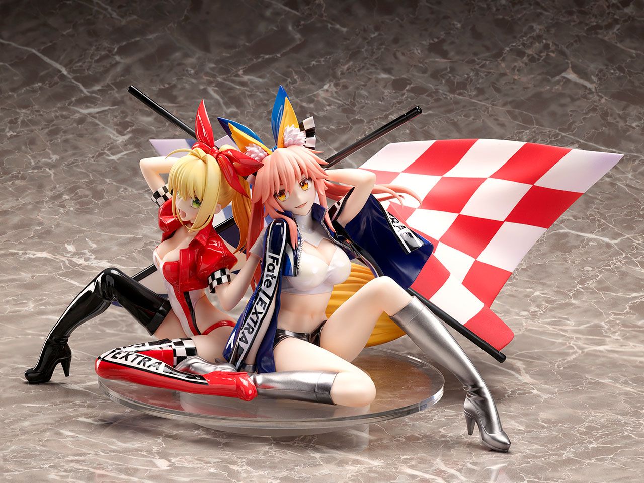 Fate/Extra PVC Statue 1/7 Nero Claudius & Tamamo No Mae Type-Moon Racing Ver. 17 cm